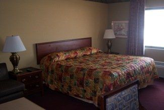 Days Inn & Suites By Wyndham Caseyville Rum bild